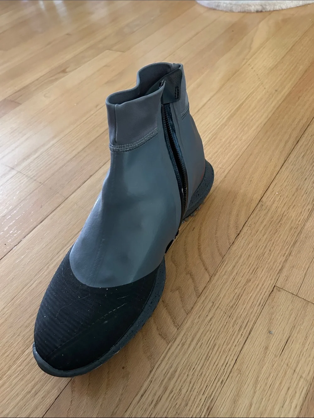 Nike Men's Gray and Black Ankle Zip Boots